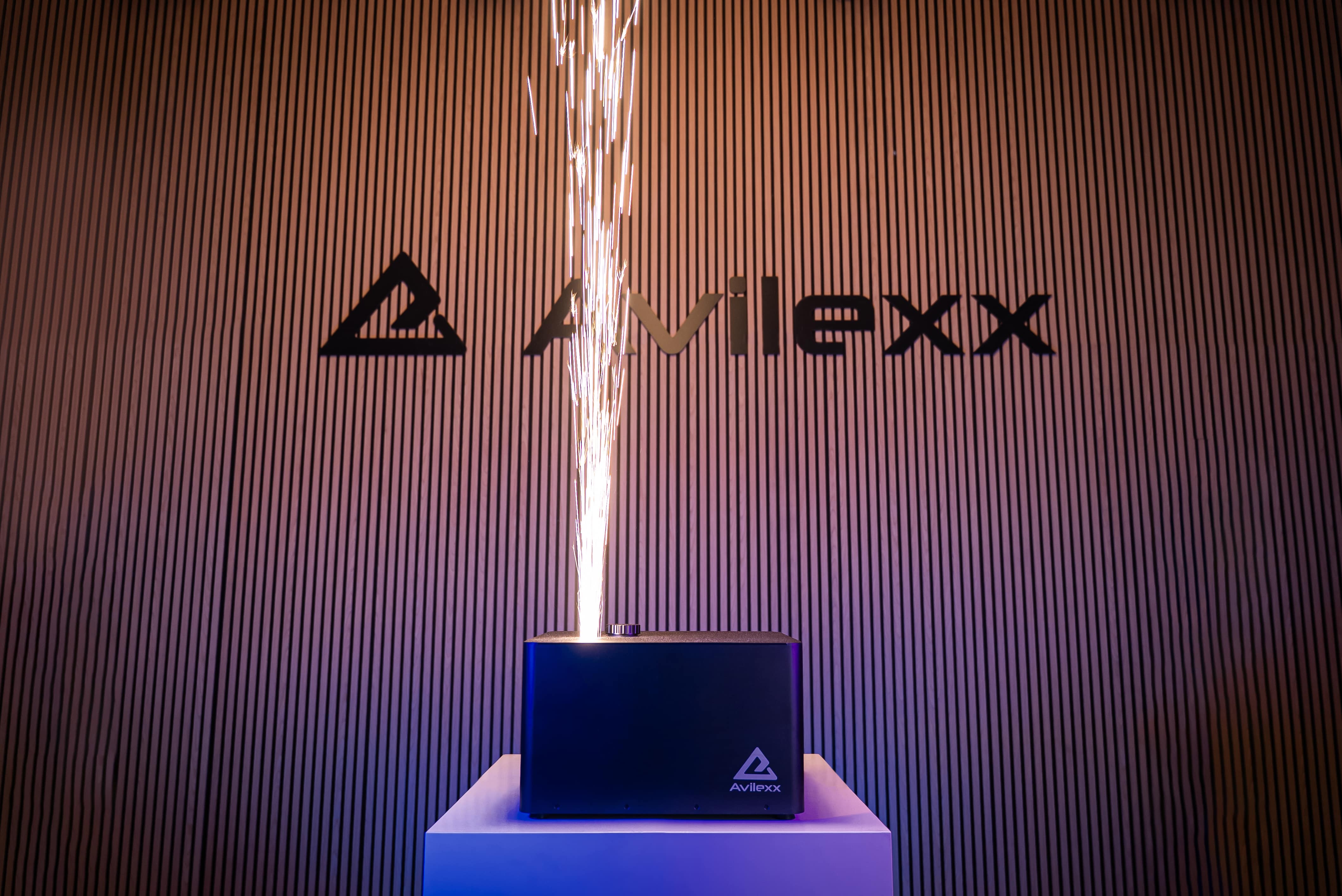 Avilexx Sparkus 3 - 10m outdoor - Avilexx