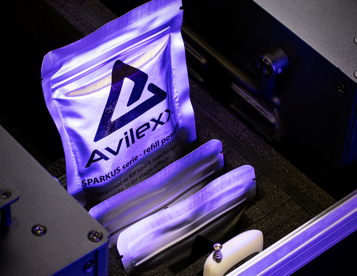 Navulling SMALL poeder spark machines (max. 3m)